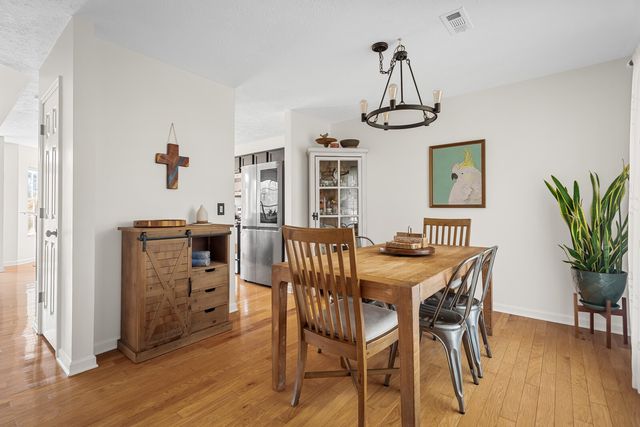 112 Waters Edge Ln, Hendersonville, TN 37075