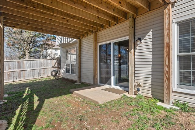 112 Waters Edge Ln, Hendersonville, TN 37075