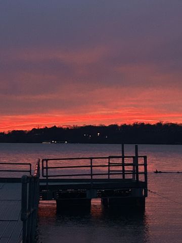 112 Waters Edge Ln, Hendersonville, TN 37075