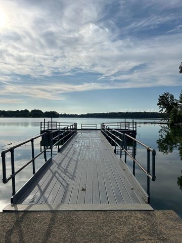 112 Waters Edge Ln, Hendersonville, TN 37075