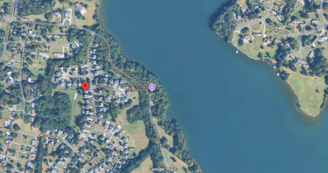 112 Waters Edge Ln, Hendersonville, TN 37075