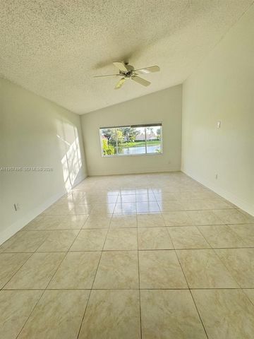 17850 NW 19th St 17850, Pembroke Pines, FL 33029