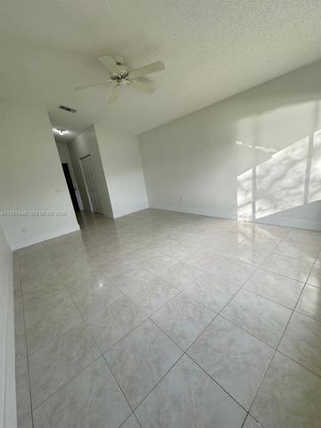 17850 NW 19th St 17850, Pembroke Pines, FL 33029