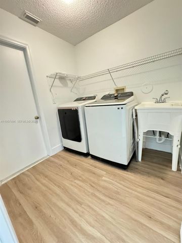 17850 NW 19th St 17850, Pembroke Pines, FL 33029