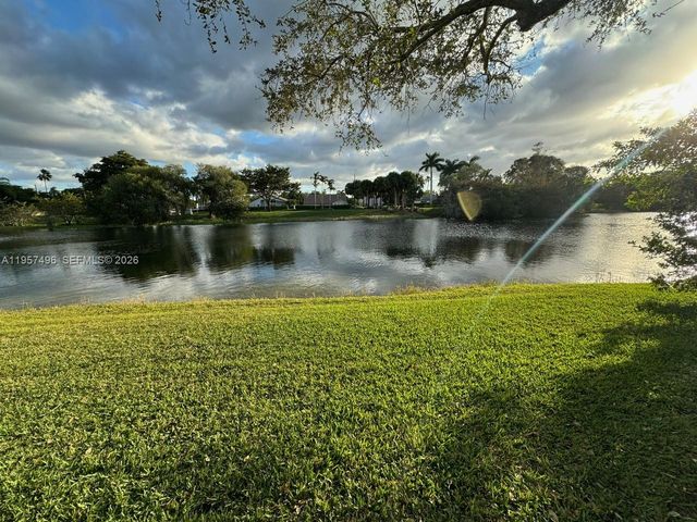 17850 NW 19th St 17850, Pembroke Pines, FL 33029