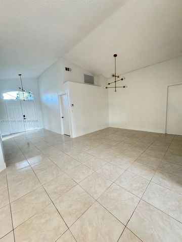 17850 NW 19th St 17850, Pembroke Pines, FL 33029