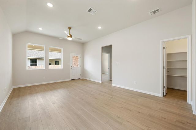 120 Lions Tail CV, San Marcos, TX 78666