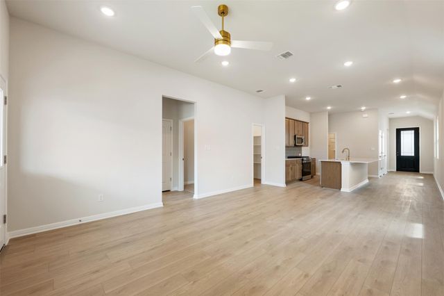 120 Lions Tail CV, San Marcos, TX 78666