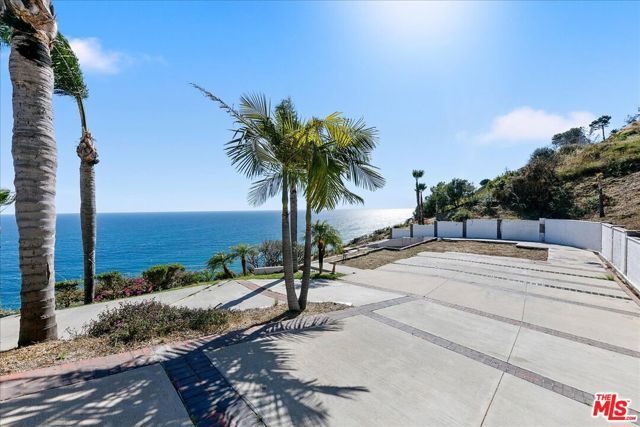 20542 Seaboard Road, Malibu, CA 90265