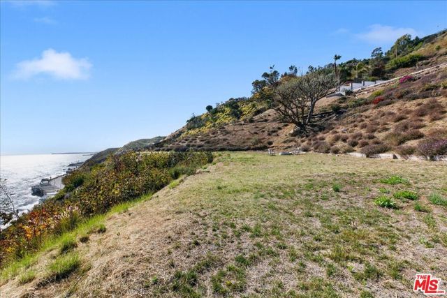 20542 Seaboard Road, Malibu, CA 90265