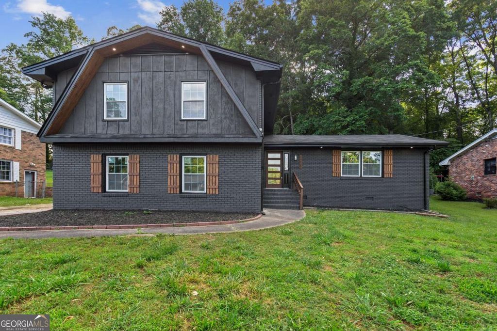 1239 Teakwood Trail, Stone Mountain, GA 30083