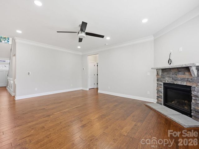 127 Tomahawk Drive, Mooresville, NC 28117