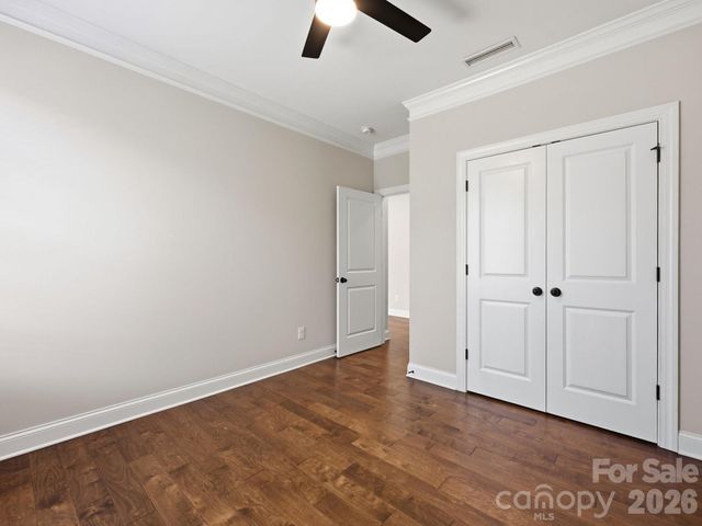 127 Tomahawk Drive, Mooresville, NC 28117