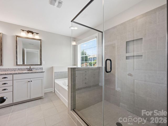 127 Tomahawk Drive, Mooresville, NC 28117