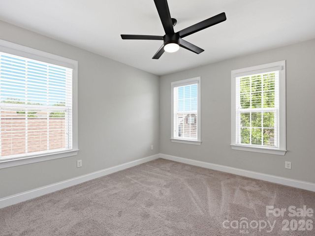 127 Tomahawk Drive, Mooresville, NC 28117