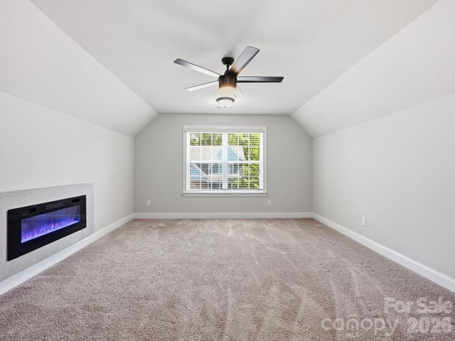 127 Tomahawk Drive, Mooresville, NC 28117