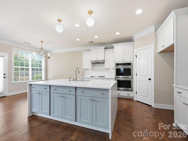 127 Tomahawk Drive, Mooresville, NC 28117