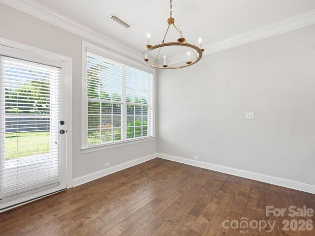 127 Tomahawk Drive, Mooresville, NC 28117