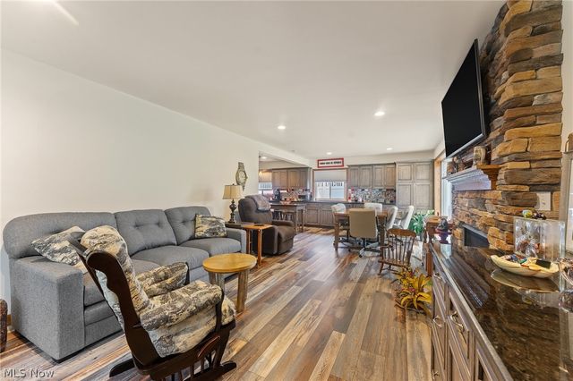 57 Belle Vista Avenue, Hubbard, OH 44425