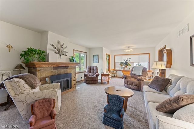 57 Belle Vista Avenue, Hubbard, OH 44425