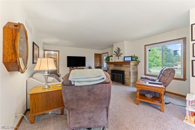 57 Belle Vista Avenue, Hubbard, OH 44425