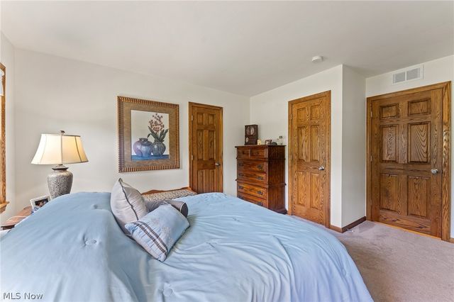 57 Belle Vista Avenue, Hubbard, OH 44425