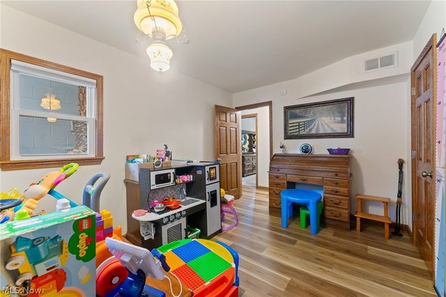 57 Belle Vista Avenue, Hubbard, OH 44425