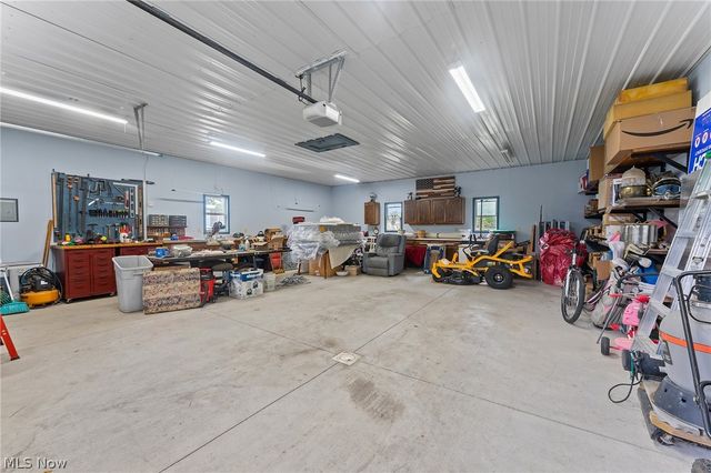 57 Belle Vista Avenue, Hubbard, OH 44425