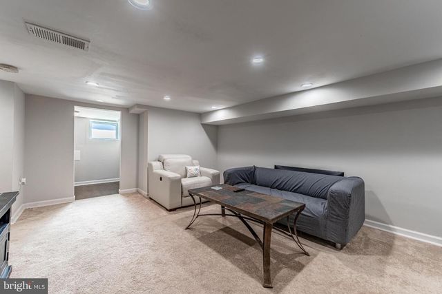 804 MCCABE AVE, Baltimore, MD 21212