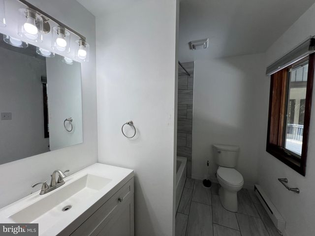 2533 COUNTRY CLUB DR, Tobyhanna, PA 18466