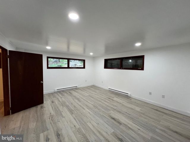 2533 COUNTRY CLUB DR, Tobyhanna, PA 18466