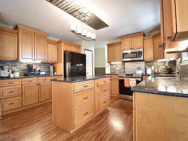 2680 Lost Nation Road, Willoughby, OH 44094