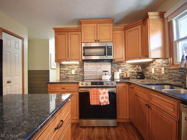 2680 Lost Nation Road, Willoughby, OH 44094