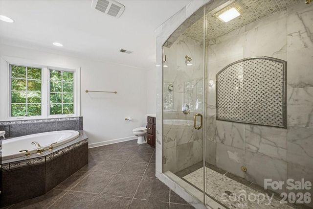 9423 Braemar Terrace, Charlotte, NC 28210