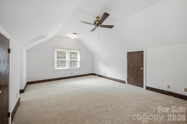 9423 Braemar Terrace, Charlotte, NC 28210