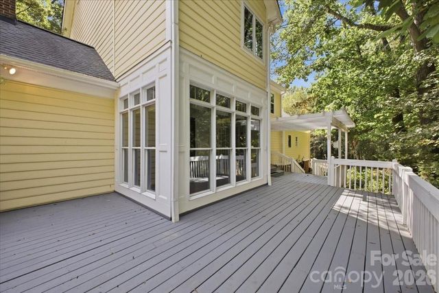 9423 Braemar Terrace, Charlotte, NC 28210