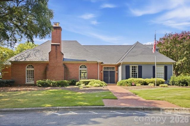 9423 Braemar Terrace, Charlotte, NC 28210