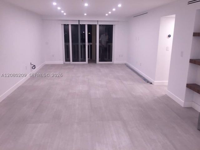 9801 Collins Ave 12Q, Bal Harbour, FL 33154