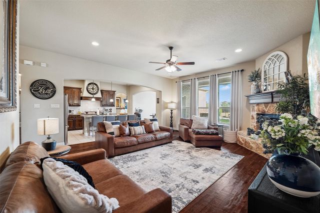 112 Shepherds Hill Road, Waxahachie, TX 75165