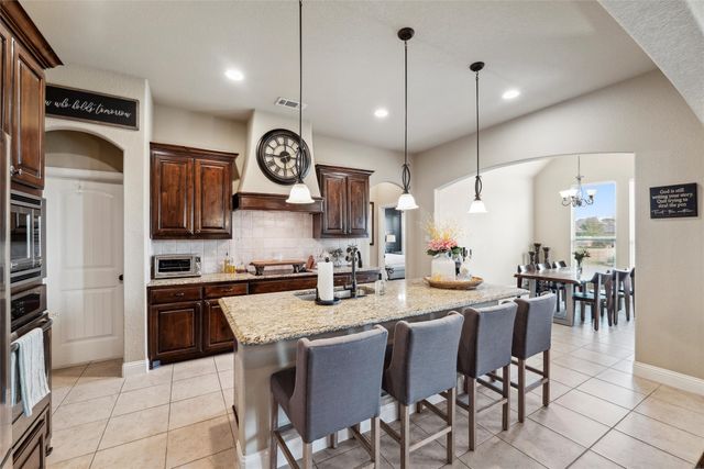 112 Shepherds Hill Road, Waxahachie, TX 75165