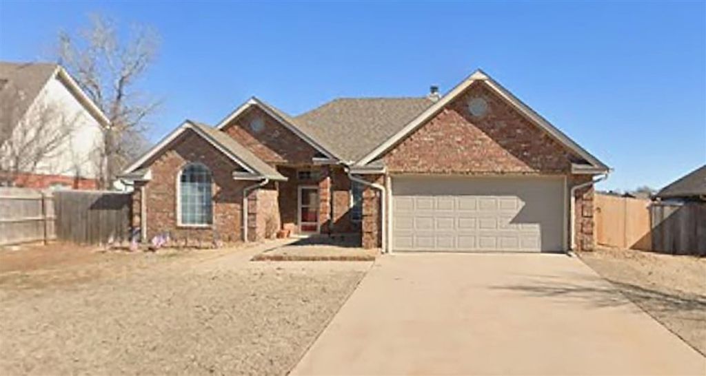 408 SE Lancelot, Lawton, OK 73501