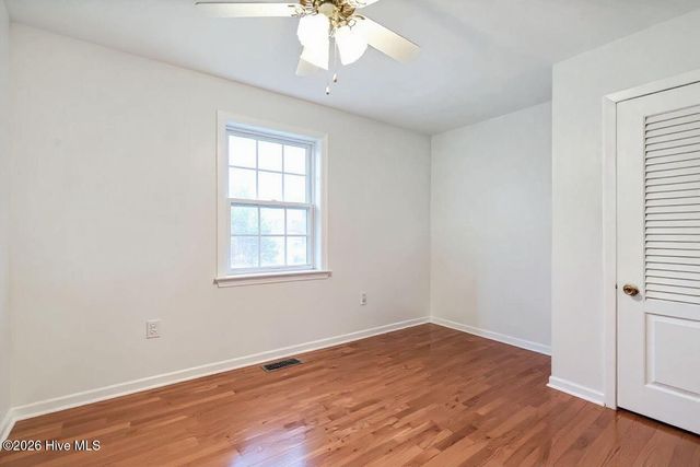 710 N College Road, Wilmington, NC 28405