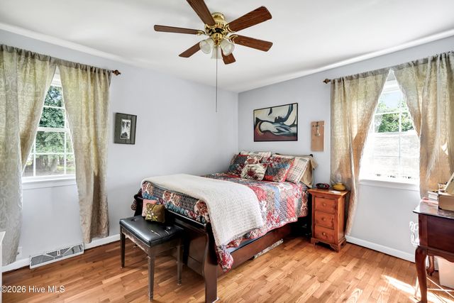 710 N College Road, Wilmington, NC 28405