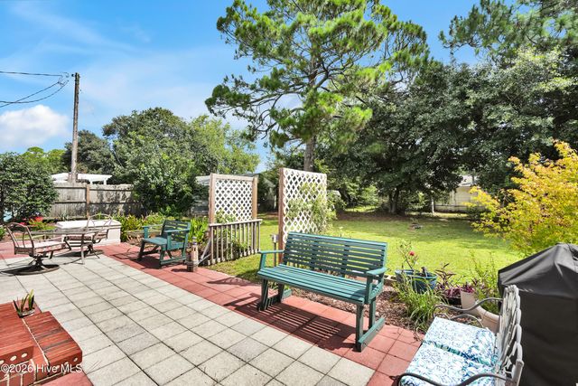 710 N College Road, Wilmington, NC 28405