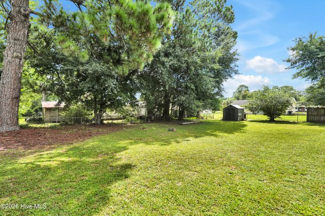 710 N College Road, Wilmington, NC 28405