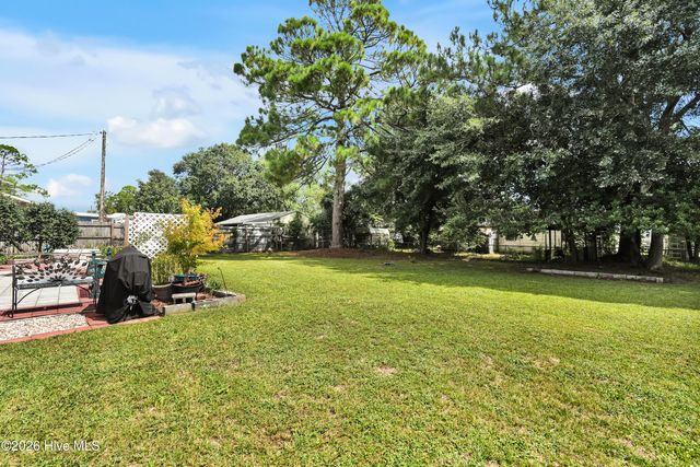 710 N College Road, Wilmington, NC 28405