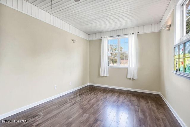 710 N College Road, Wilmington, NC 28405