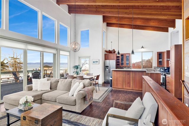 7444 Jackson Road, Blaine, WA 98230