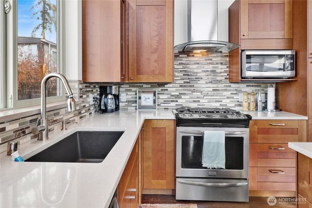 7444 Jackson Road, Blaine, WA 98230