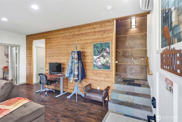 7444 Jackson Road, Blaine, WA 98230